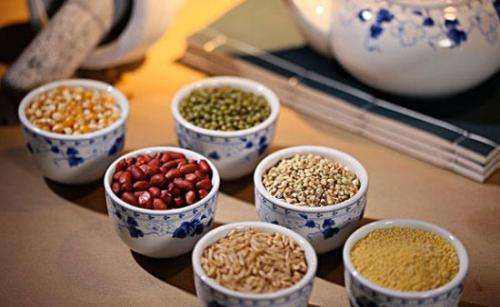 佛山蔬菜配送:健身需要吃什么？